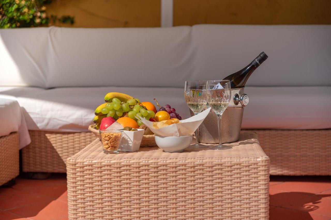 Boutique Hotel Sant'Andrea & Relais San Pantaleo Dış mekan fotoğraf