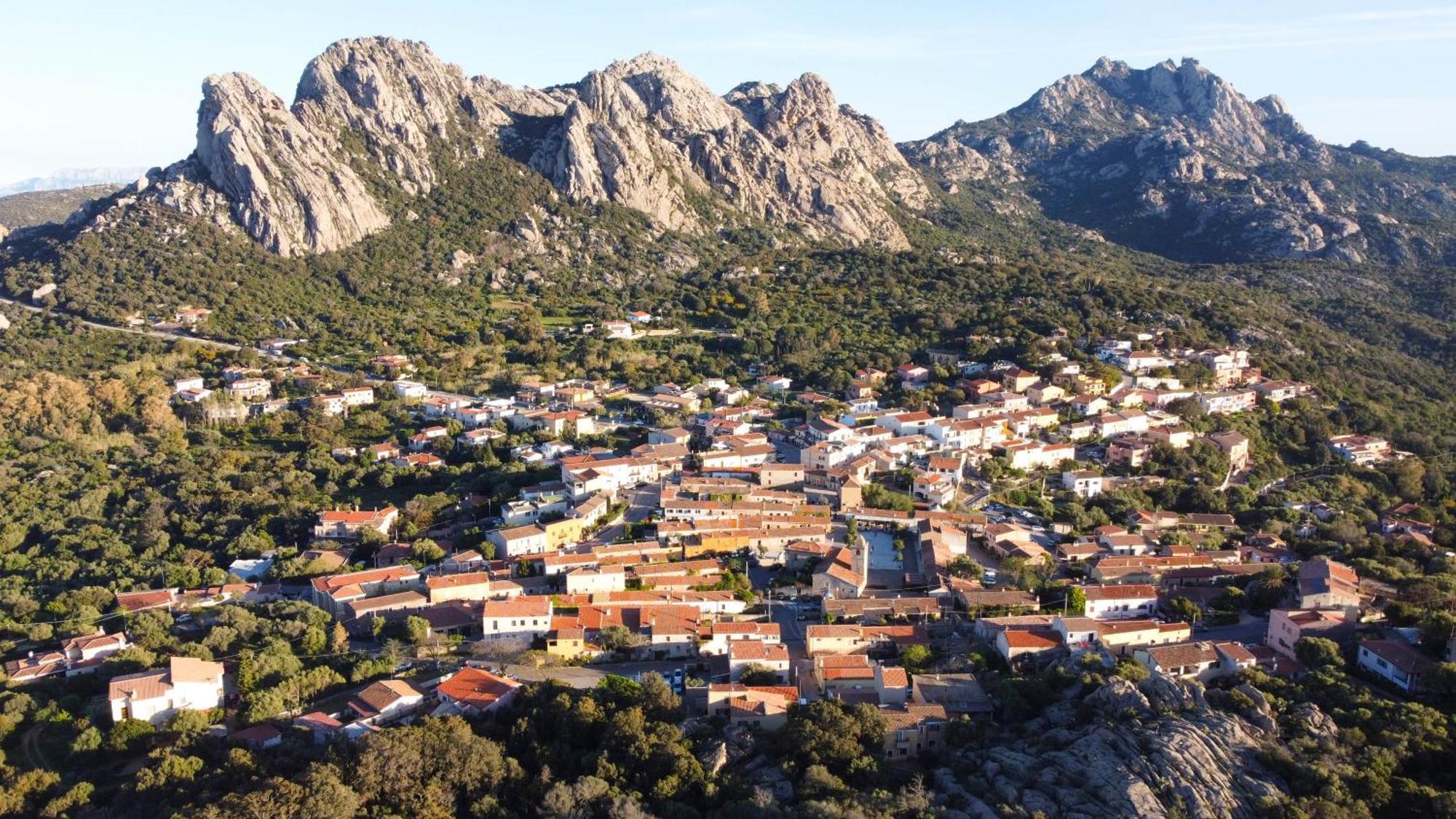 Boutique Hotel Sant'Andrea & Relais San Pantaleo Dış mekan fotoğraf