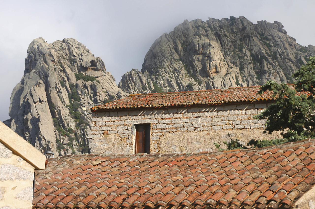 Boutique Hotel Sant'Andrea & Relais San Pantaleo Dış mekan fotoğraf